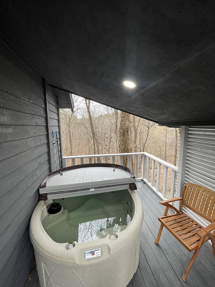 Loblolly Pines Adventure Cabin 3 - King يوريكا سبرينغز المظهر الخارجي الصورة